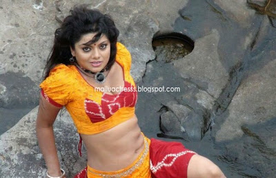 Devadasini Kadhai hot movie stills