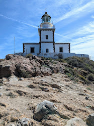 Things to do on Santorini: Visit Akrotiri Lighthouse