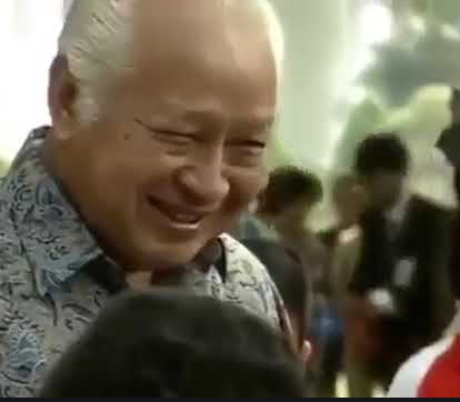 meme suharto kenapa kamu tanya begitu