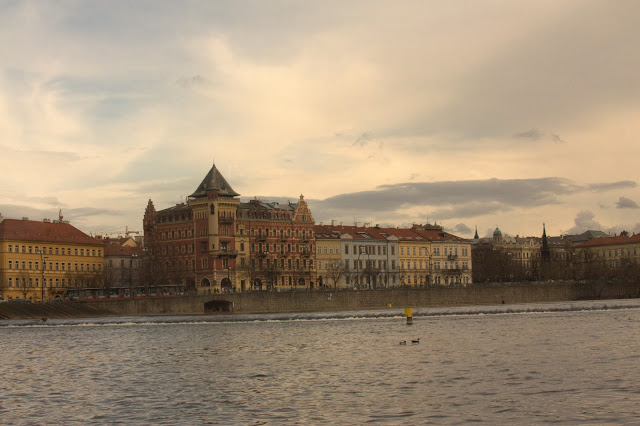 Фото с прогулочного катера, Прага, Чехия.