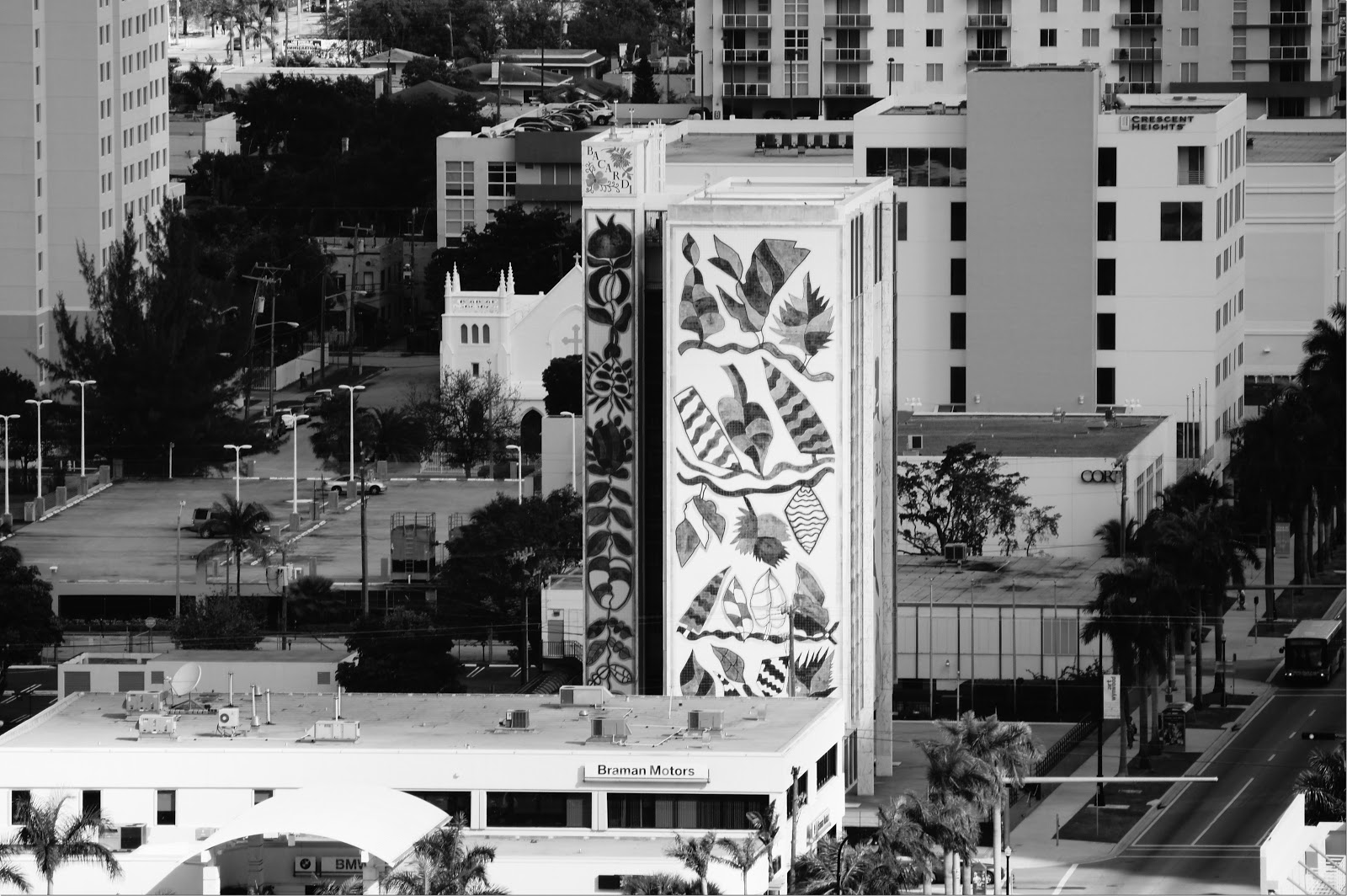 grafitti-on-building