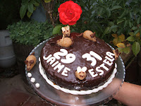 http://www.recetaspasoapaso.com/2010/07/tarta-malditos-roedores.html