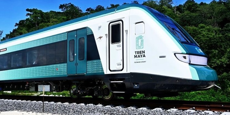 Tren Maya suspende sus operaciones lo que resta del año; solicita a usuarios reagendar sus viajes.