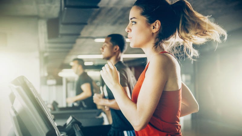 http://www.outsideonline.com/fitness/bodywork/fitness-coach/Is-It-Bad-to-Watch-Movies-While-Working-Out.html?utm_source=facebook&utm_medium=social&utm_campaign=facebookpost