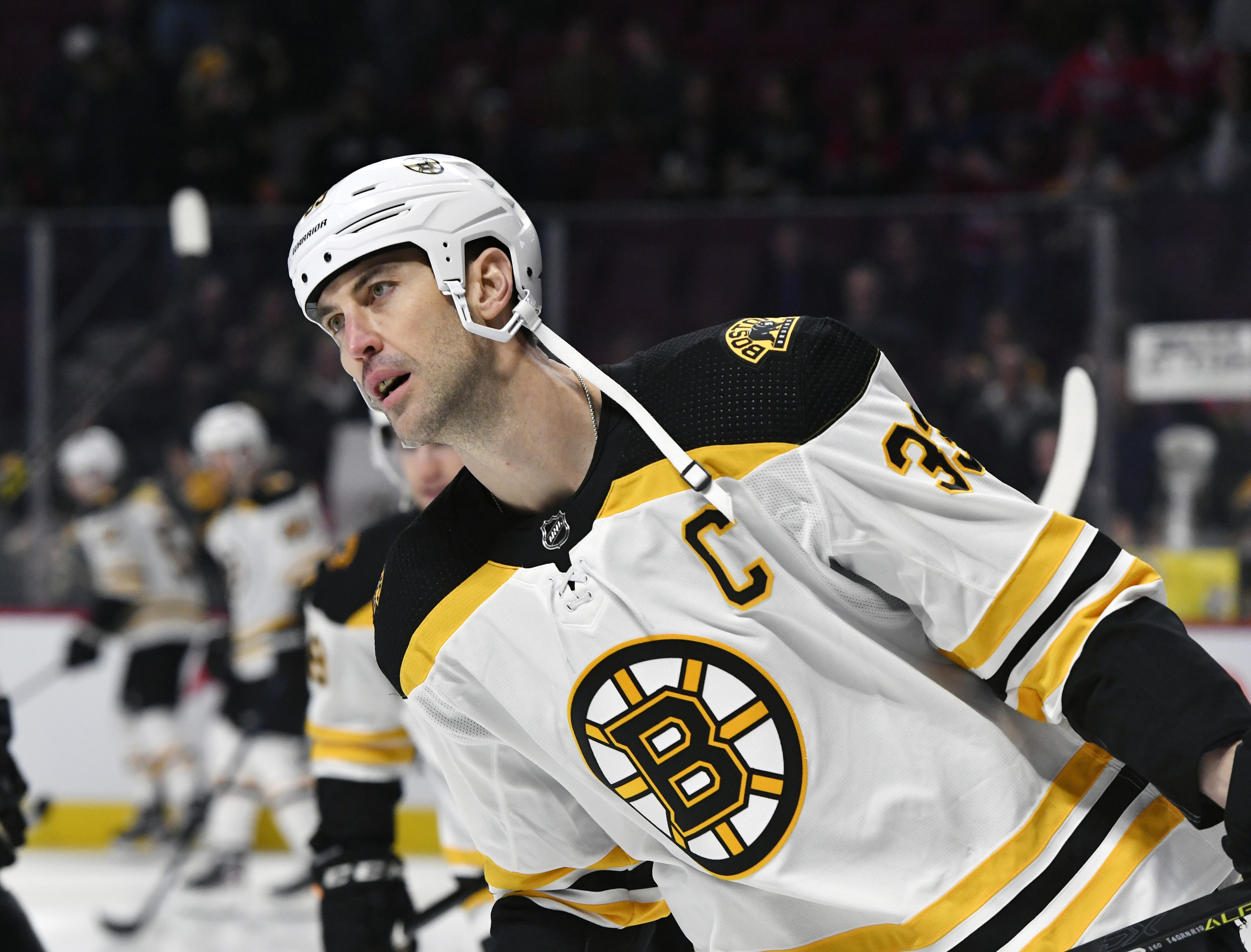 Zdeno Chara retires from the NHL at 45