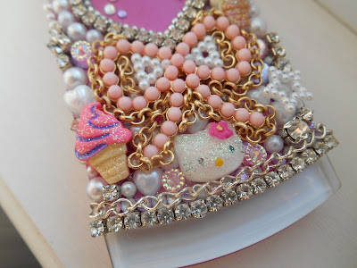 ”decoden-phone-case”/