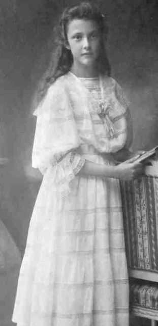  Erzherzogin Elisabeth Franziska (um 1910) Elisabeth Franziska Maria Karolina Ignatia, verheiratete Elisabeth Gräfin von Waldburg zu Zeil und Hohenems,