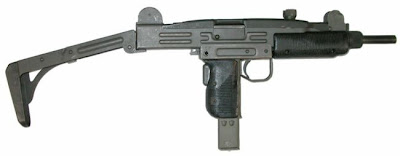 uzi submachine gun