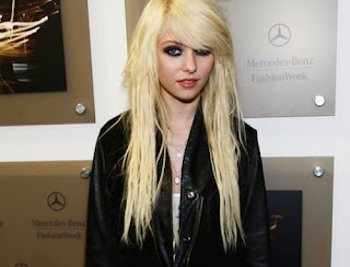 Taylor Momsen Long Hairstyles