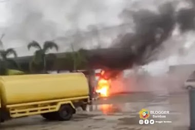 Sepeda Motor Terbakar Saat Isi BBM Hampir Melalap SPBU Sungai Pinang