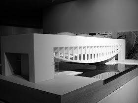 Come sarebbe stato il Palazzo dei Congressi di Louis Kahn