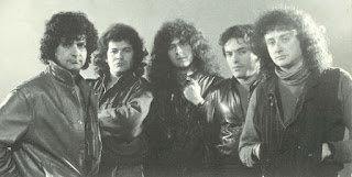 1984- Asfalto fotoprensa. Posado para la campaña del lanzamiento de “Cronophobia”