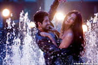 'Bewakoofiyaan' Exclusive Stills ft Sonam Kapoor 