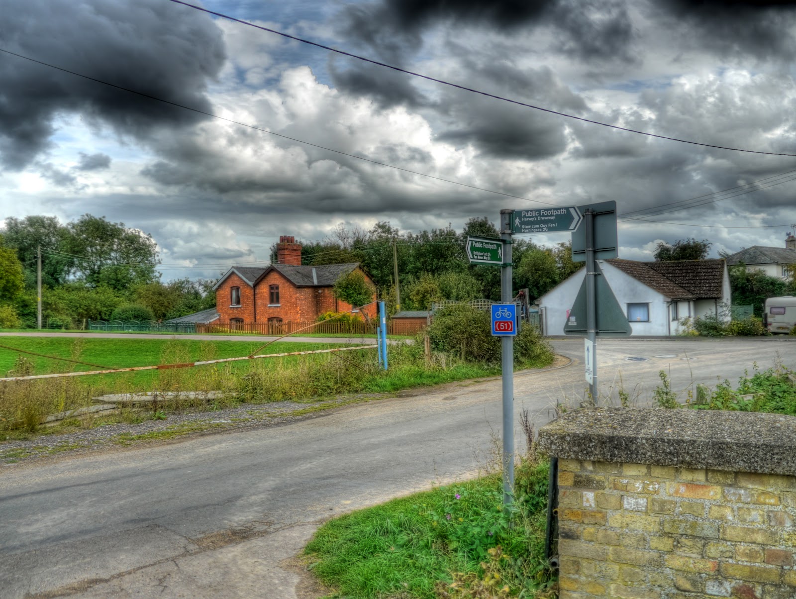 P1170943_37_38_39_40_41_42_tonemapped.jpg