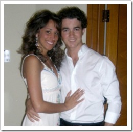 Kevin-Jonas-Married-500x497