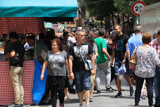 La feria agrícola en el paseo de los Fueros