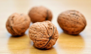 Dry Fruits Benefits of WALNUTS
