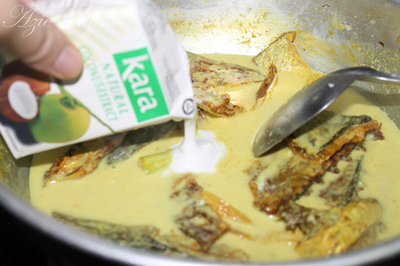 Gulai Lemak Ikan Talang Masin Dengan Nenas - Azie Kitchen