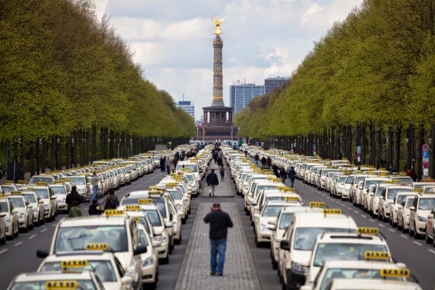 http://www.welt.de/wirtschaft/article128968543/Europas-Taxifahrer-streiken-gegen-Uber.html