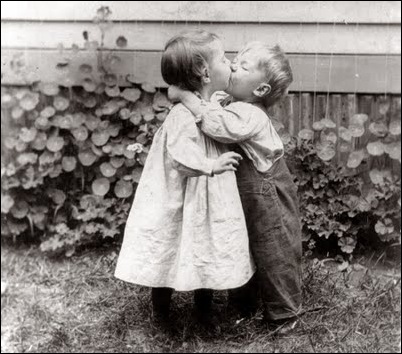 kissing