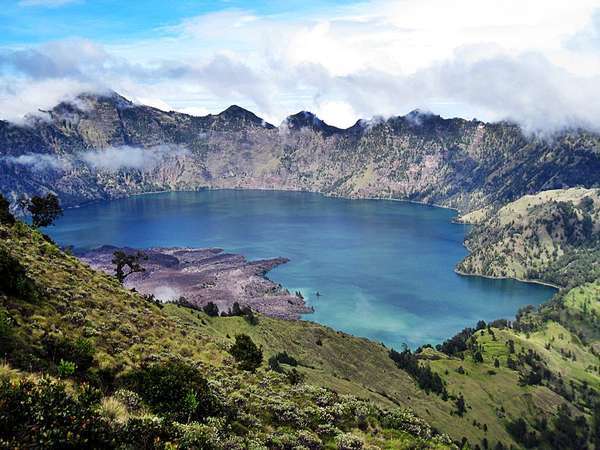Tourism in Indonesia: 5 most beautiful places in Indonesia