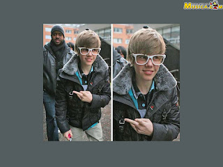 Justin bieber pics walking