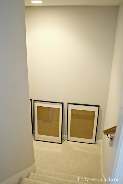 Landing wall in stairway