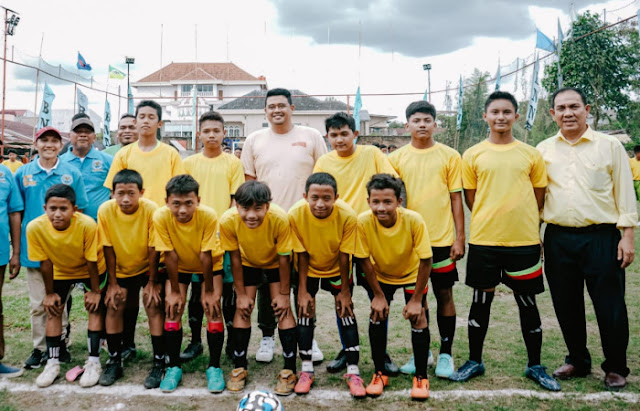 Bobby Nasution Buka Kompetisi Liga Mini Soccer Tingkat SMP, Ajak Siswa Jauhi Kegiatan Negatif 