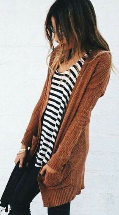fall outfit idea_knit cardigan + stripped top + rips
