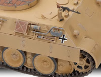 Revell 1/35 Bergepanther (SD.Kfz.179) (03238) Colour Guide & Paint Conversion Chart