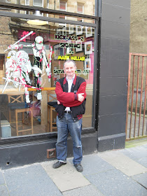 A hardened veteran of the Glasgow indie comics scene, John has welcomed me into the SCS like a long-lost friend. Cheers that man!