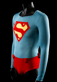 Christopher Reeve underwater Superman tunic