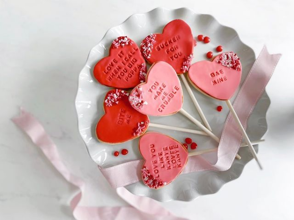 Vday Cake Pop from Pretty Switty Sweets