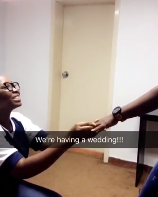  New Trend? Watch| Nigeria Lady Gets Engaged In An Unusual Manner 