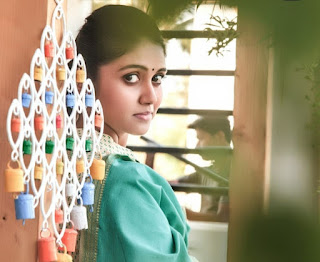 Rinu Rajguru Biography in Marathi-