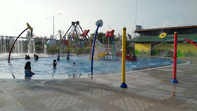 Kolam Renang Anak Wisata Blitar Park