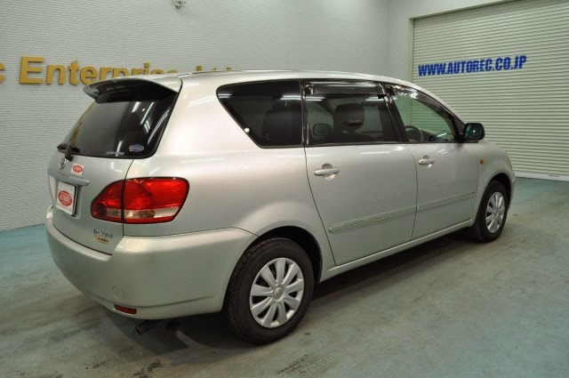 2001 Toyota Ipsum 240i 