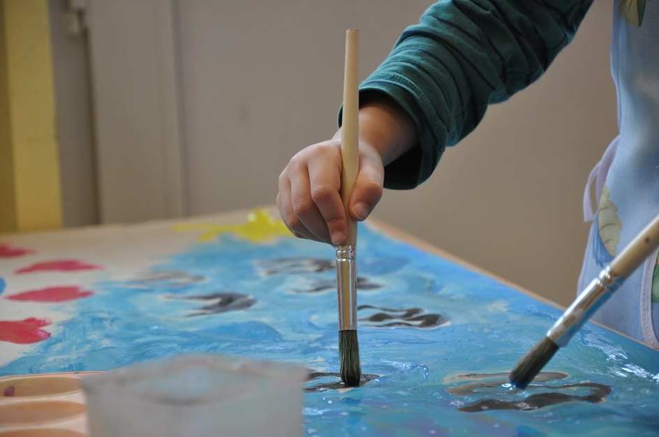 Cómo mezclar los colores de las temperas para pintar — Cartabon