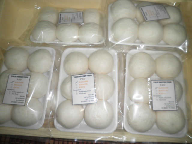 Yalis Food Resources: Karipap Pau dan donat frozen