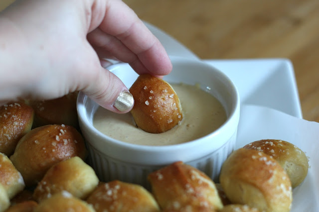 Pretzel Bites with Honey Mustard Sauce