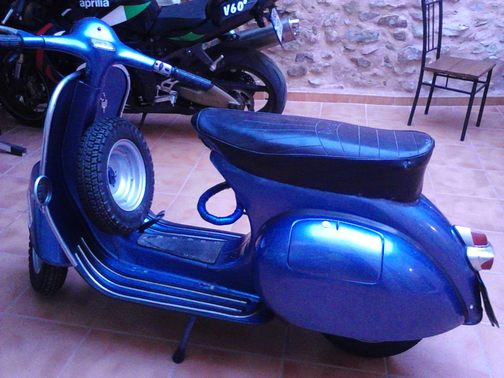 Vespa 150L. Motor  JAIME CHOP SHOP