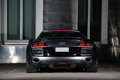 Shown Audi R8 Racing Edition 2012