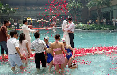 swimming pool wedding