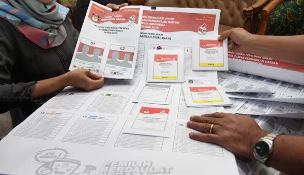 Dibayar Siapa sih? Hasil Tiga Survei Capres Beda Jauh Hanya dalam Waktu Seminggu