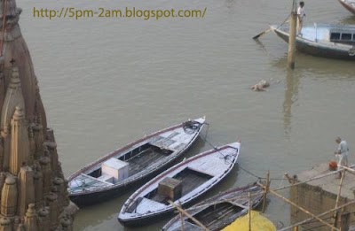 Gambar-Gambar Menyeramkan Di Pemandangan Sungai Gangga
