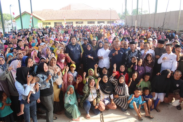 Tia Fitriani Silatruhami Dengan Ribuan orang Di Desa mekarsari dan Desa Ciheulang  