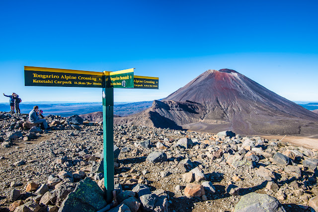 Halfway point on Tongariro Crossing