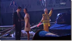 Secret.E01.mkv_003302469