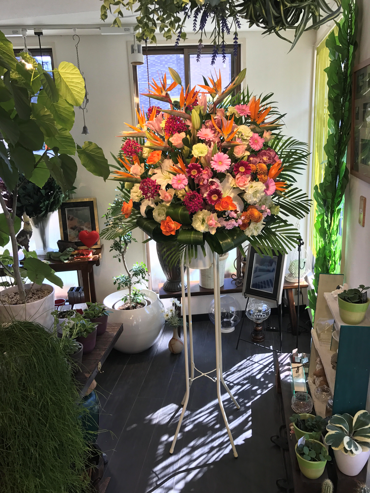 葉織 Haori Flowers 新宿区のお花屋さん 主演祝い用スタンド花 ｒ１スタジオ
