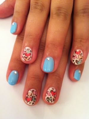 Pretty-Nail-Art-Ideas-Summer-2012